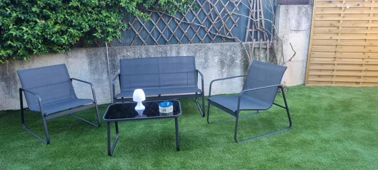 Apartmán Aux Creissauds Aubagne Exteriér fotografie