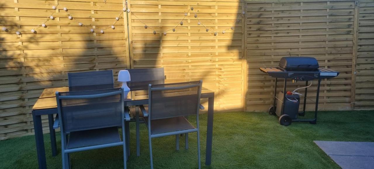 Apartmán Aux Creissauds Aubagne Exteriér fotografie